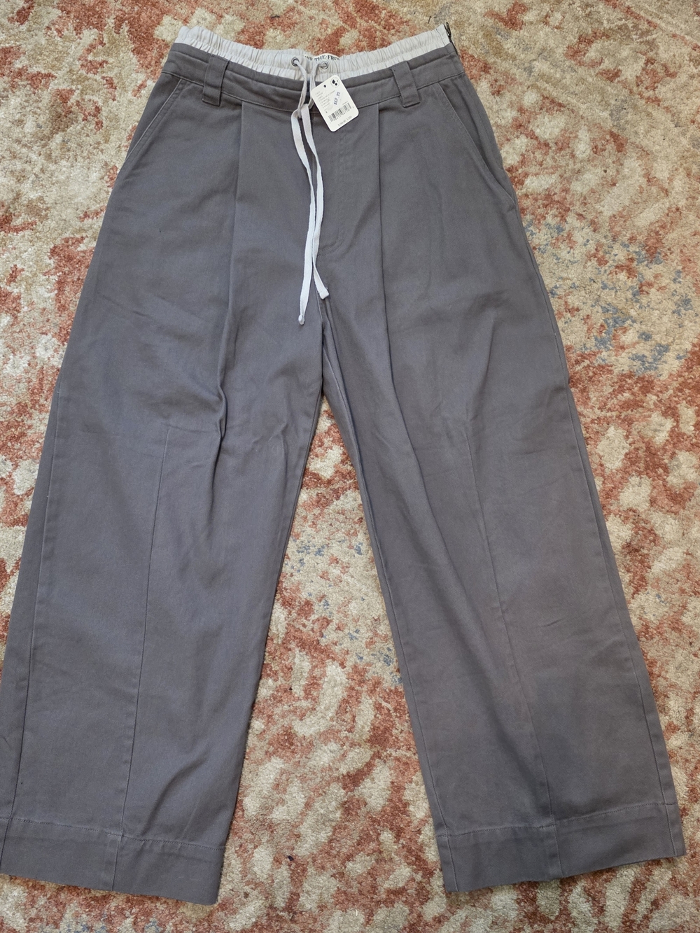 We The Free  Good Sport Trousers Size 4 Gray Wide-Leg Drawstring Trousers. - Picture 3 of 7